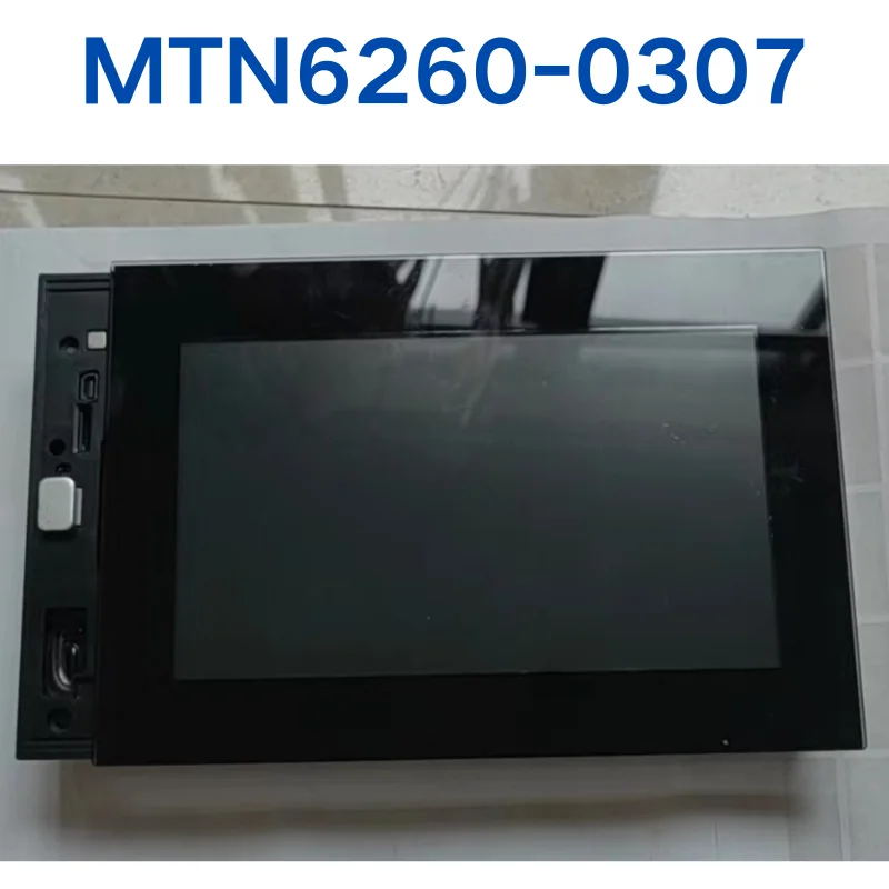 

Подержанный телефон, все в порядке