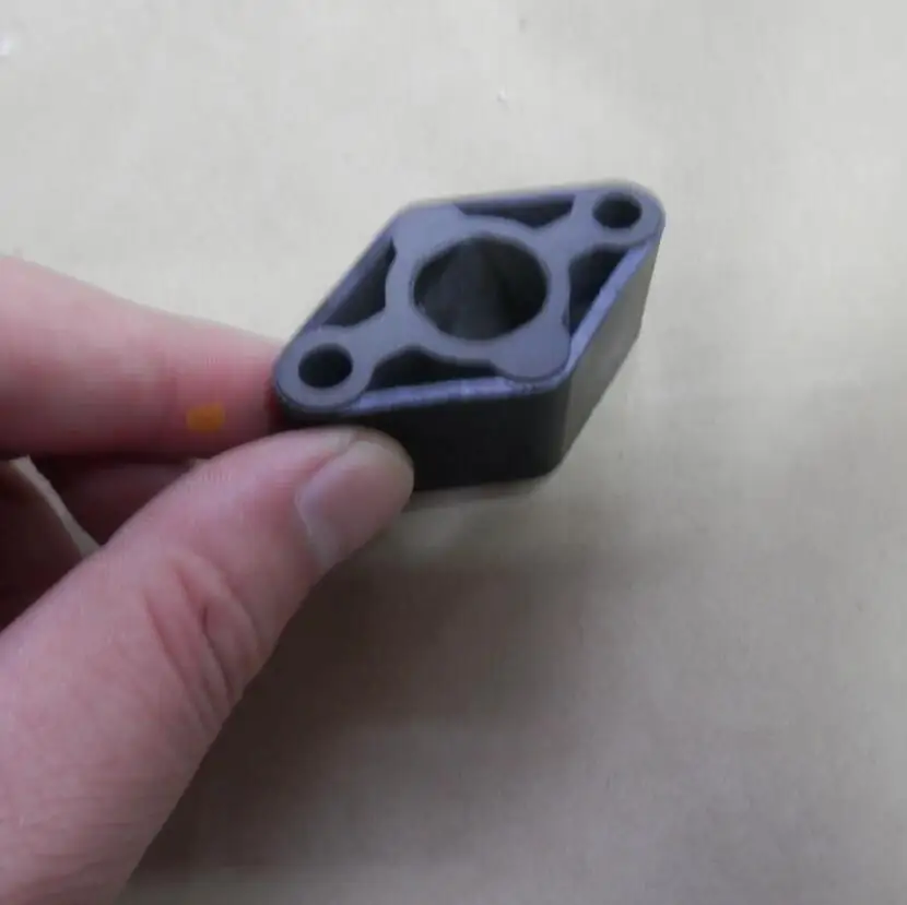 

G4K CARB INSULATOR FOR KOMATSU ZENOAH G45L G35L G3K BC3410 BC4310 BK4302 KB3402 BRUSHCUTTER CARBURETOR ADAPTER TRIMMER PARTS