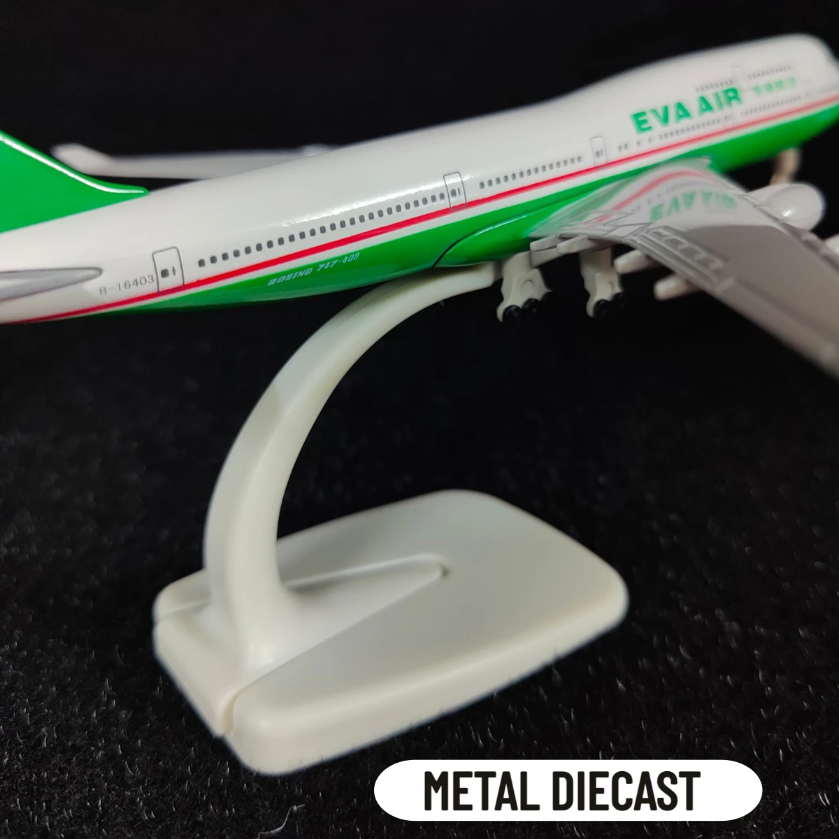 금속 항공기 모형 복제 EVA Air B747 비행기 체중계 미니어처 아트 장식, 다이캐스트 항공 소장 장난감, 1:250