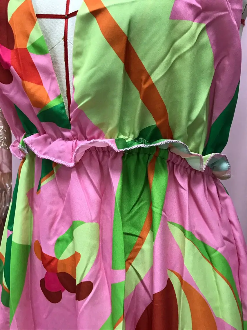 Vestidos de cuello halter con estampado de estilo bohemio para mujer, sexys, con escote en V y espalda descubierta, para vacaciones y playa, ropa informal para desplazamientos diarios.