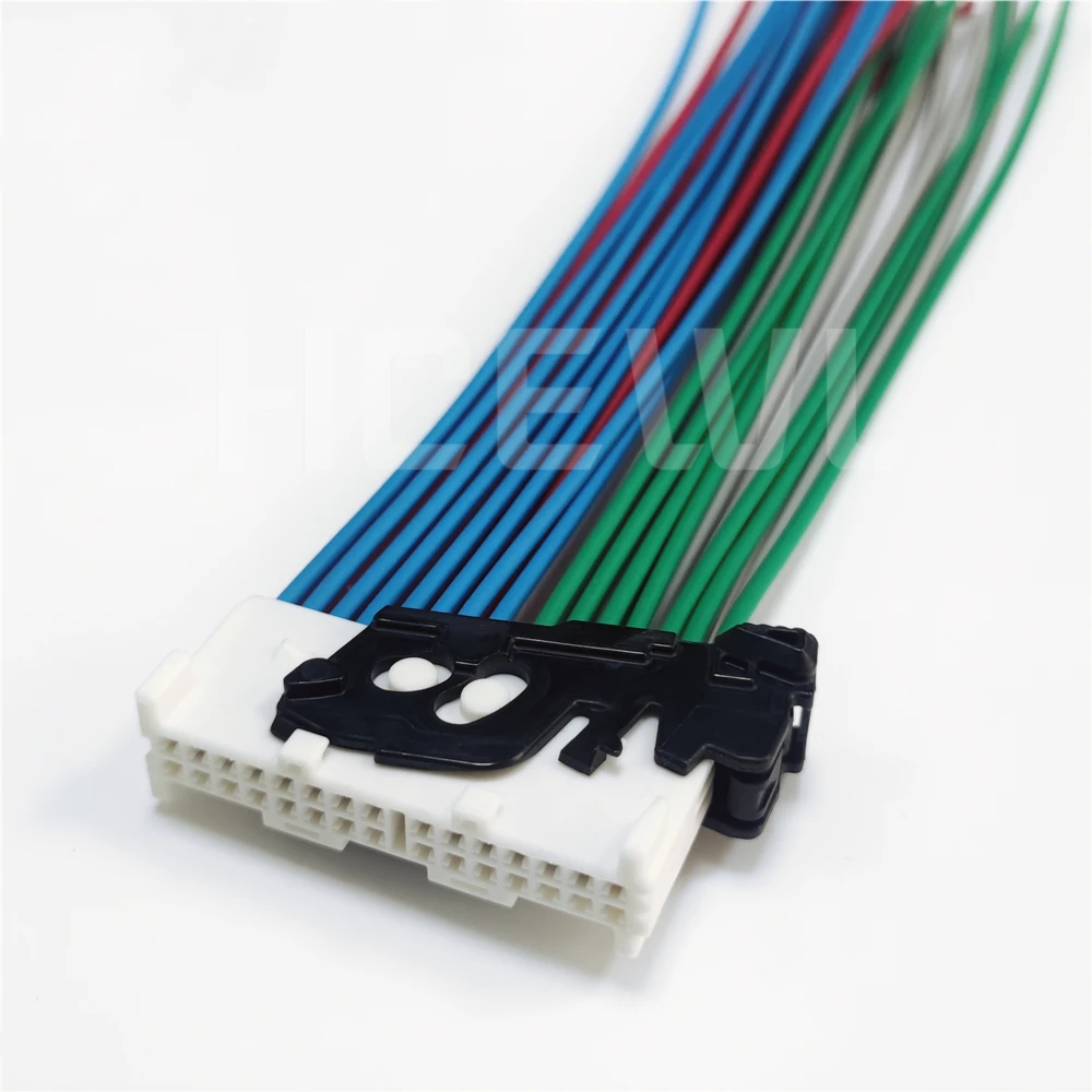 High quality original automotive parts 90980-12993 12994 30PIN audio amplifier main unit connector wire harness plug
