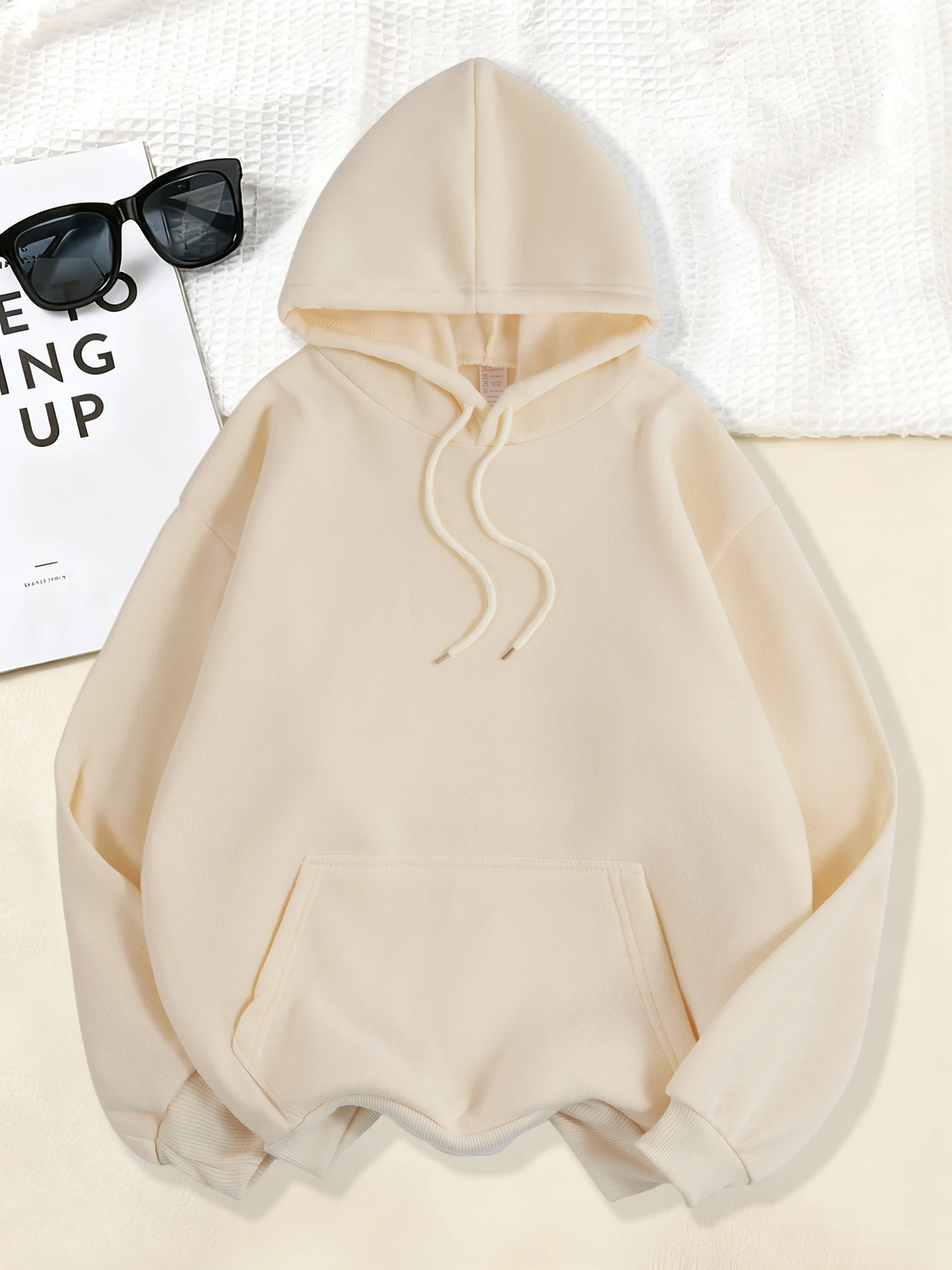 بلوفرات الخريف والشتاء المرأة البلوز مريح الصلبة هوديي الصوف ملابس عصرية الشارع لينة ملابس رياضية ملابس علوية دافئة غير رسمية