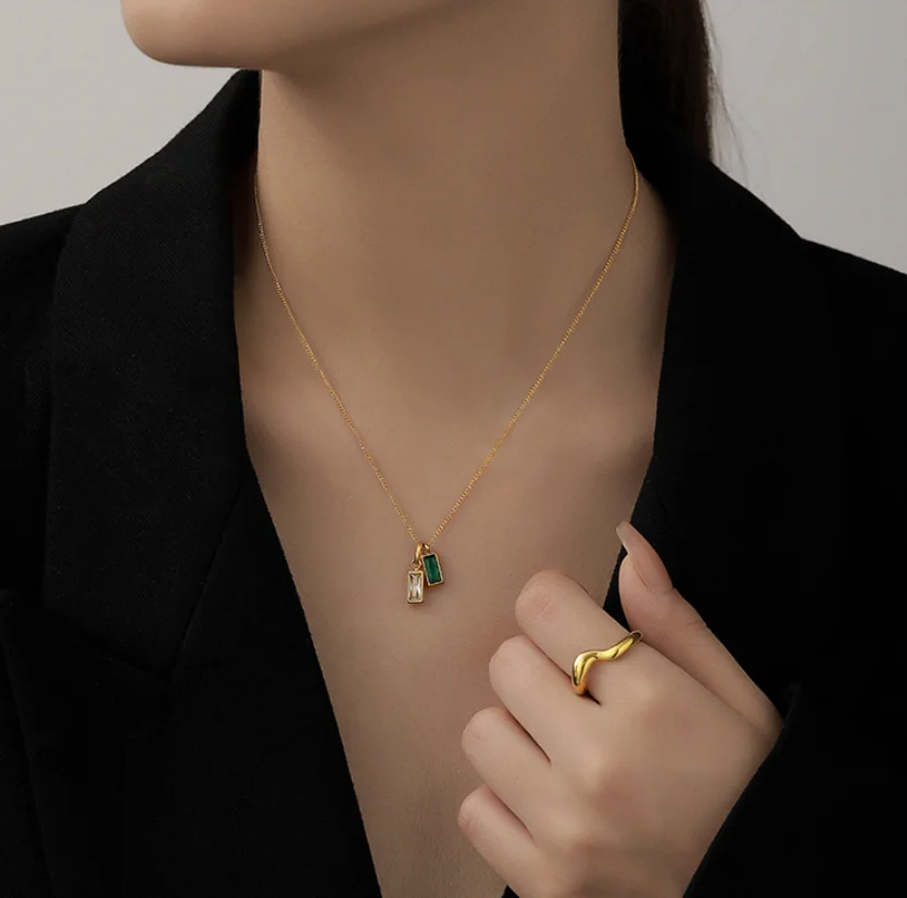 Simple white green zircon double Pendant Chain titanium steel necklaces for women 2023 fashion jewelry