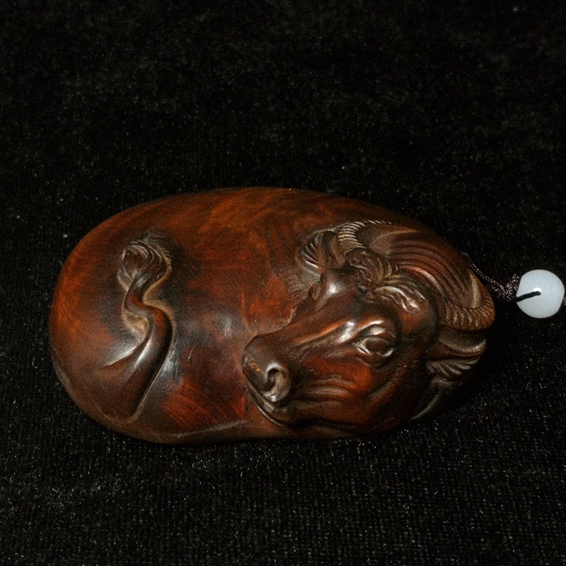 

YIZHU CULTUER ART L 7.3 CM Chinese boxwood hand carved buffalo Bull statue netsuke decoration Gift