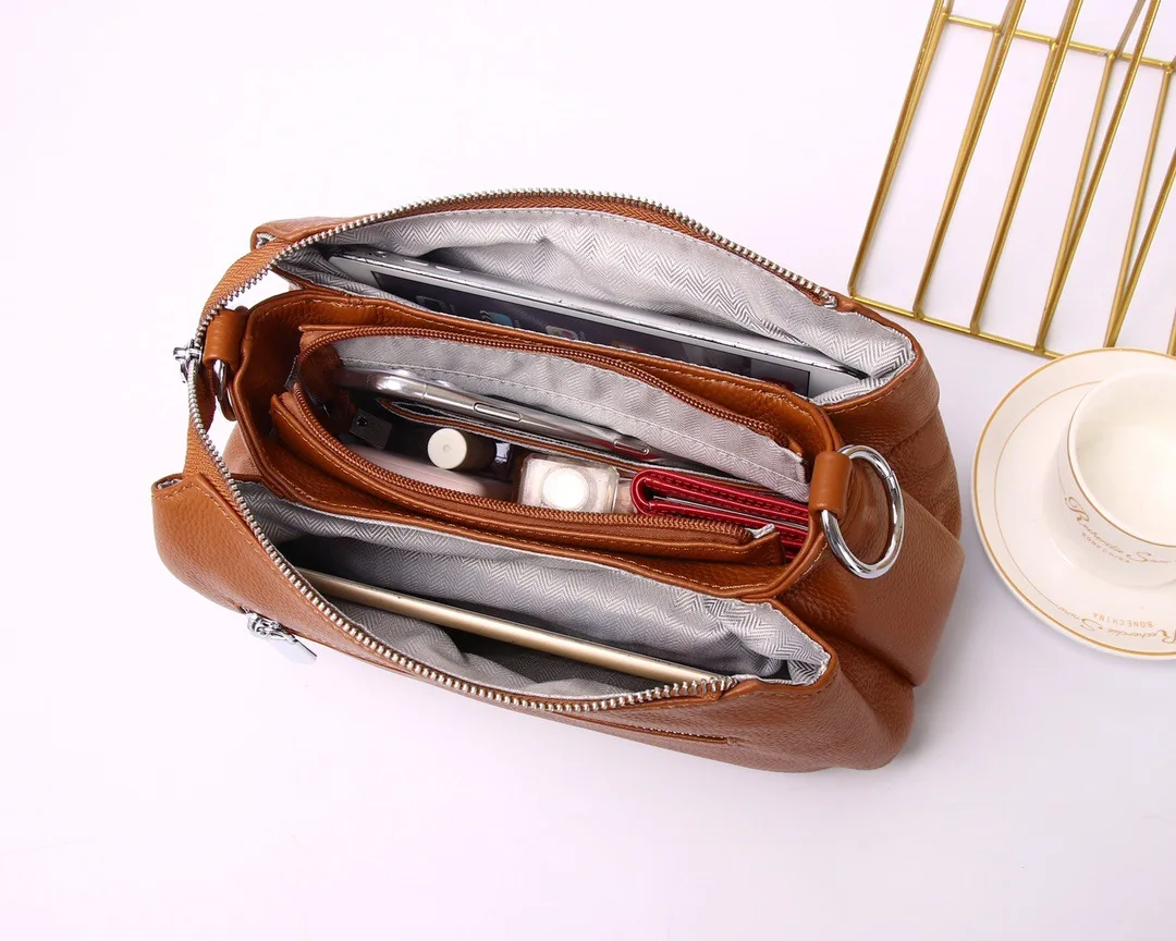 Top Layer Cow Leather Crossbody Leisure Handbag Women's Fashionable Handbag High Quality Versatile Shoulder Bag Large Capacity