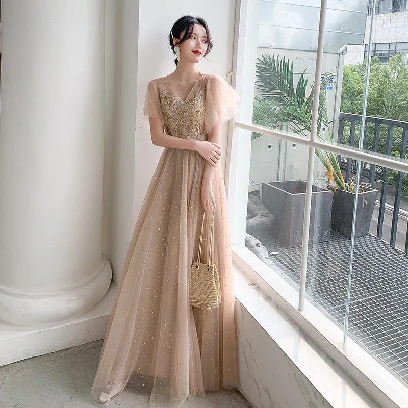 

Женское вечернее платье со звездным небом, маленькое платье с газовым полем, юбка для ведущей, высококачественное текстурное художественное платье, вокальное платье знаменитости