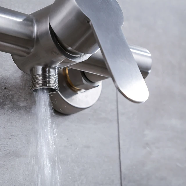 ก๊อกน้ำสแตนเลสสีเงินสำหรับอาบน้ำฝักบัวอาบน้ำห้องน้ำห้องน้ำก๊อกน้ำร้อนและเย็นสามแบบ 6