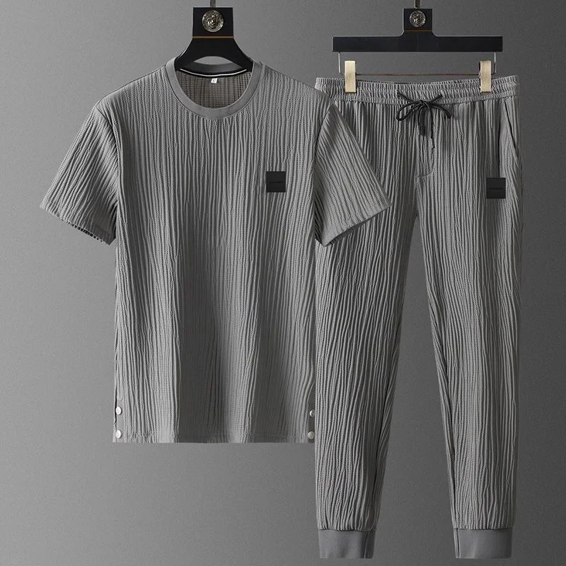 New Summer Ice Silk Casual Sports Suit Men's Pleated Thin t shirt + Pants Two Piece Set Men's High Quality Breathable Tracksuit 3