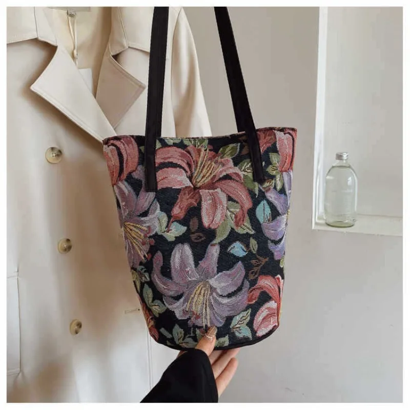 Women's Winter Bucket Tote - Large Capacity Premium Commuter Shoulder Bag, Fashionable Textured Autumn