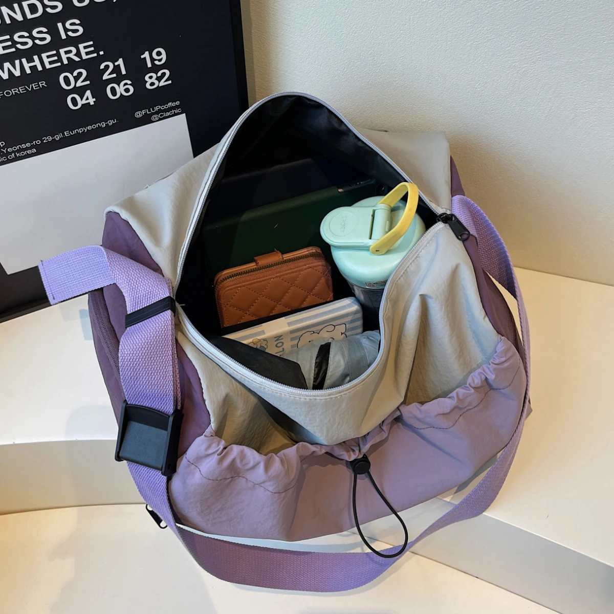 Sports Fitness Bag for Women, Wet and Dry Separation, Yoga Satchel Crossbody Bag, Large-Capacity Travel Bag, Satchel Cosmetics Bag for Business Trip, Fashionable Shopping Bag, Shopping and Work Clothing