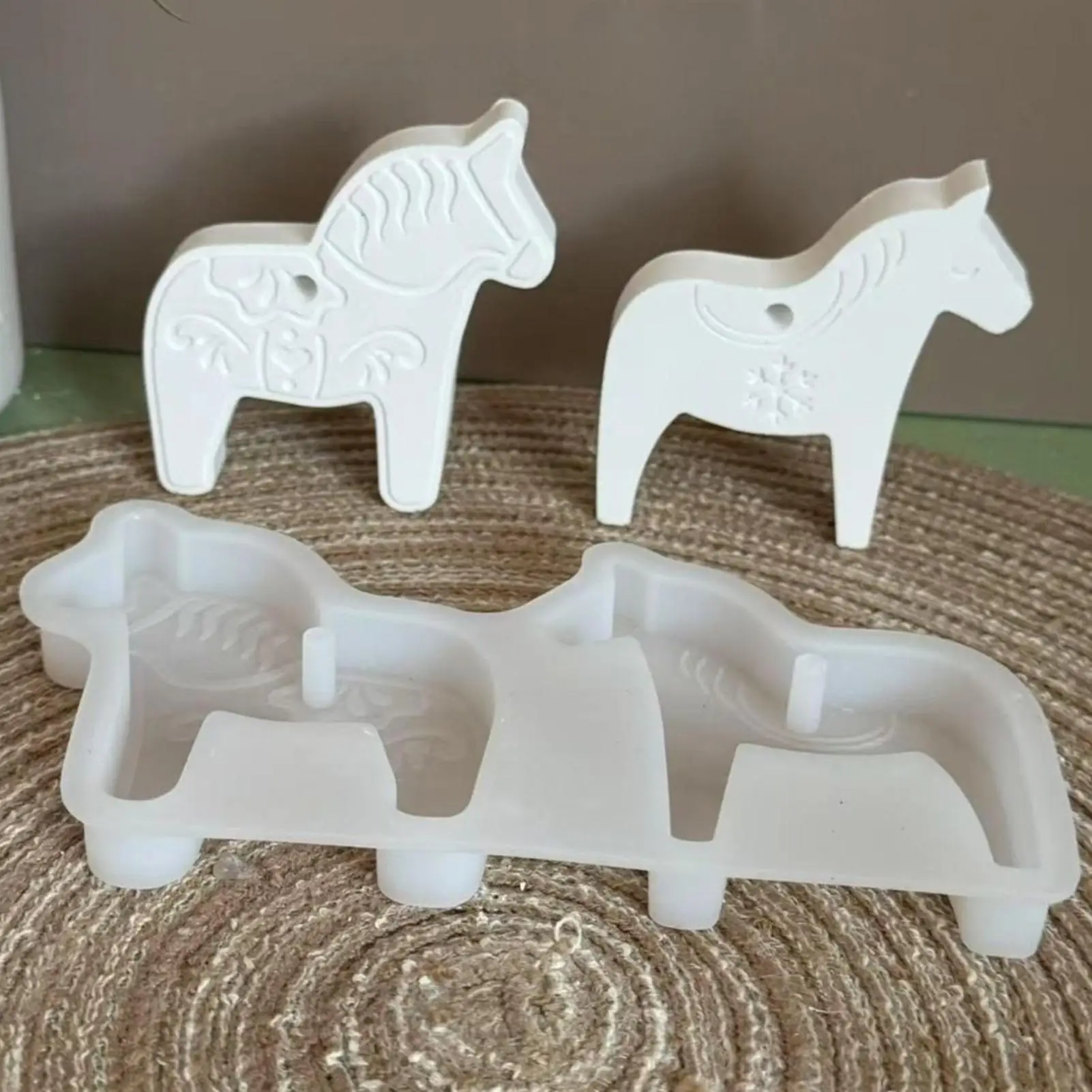 Horse Mold Horse Candle Molds Silicone Easy Release Polymer Plaster Paste Craft Moulds For Pendant Cement Gypsum Decoration