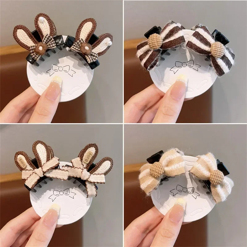 

Корейская версия маленькой девочки с кроличьими ушками молочного и кофейного цвета сломанные волосы маленькая хватка милые цветы с бантом для принцессы