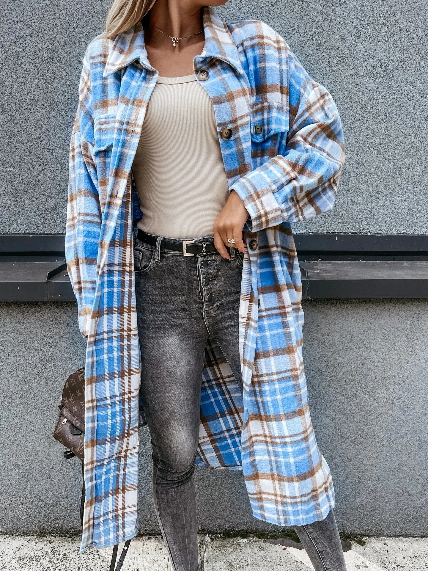 여성 루즈핏 캐주얼 긴팔 체크무늬 셔츠, 코디하기 쉬운 미디엄 길이, 편안한 아웃도어 코트, 한국 스타일, 가을 겨울