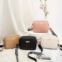 New trendy fashion shoulder women's bag simple messenger camera bag large capacity travel shopping versatile fashion smal lsquar