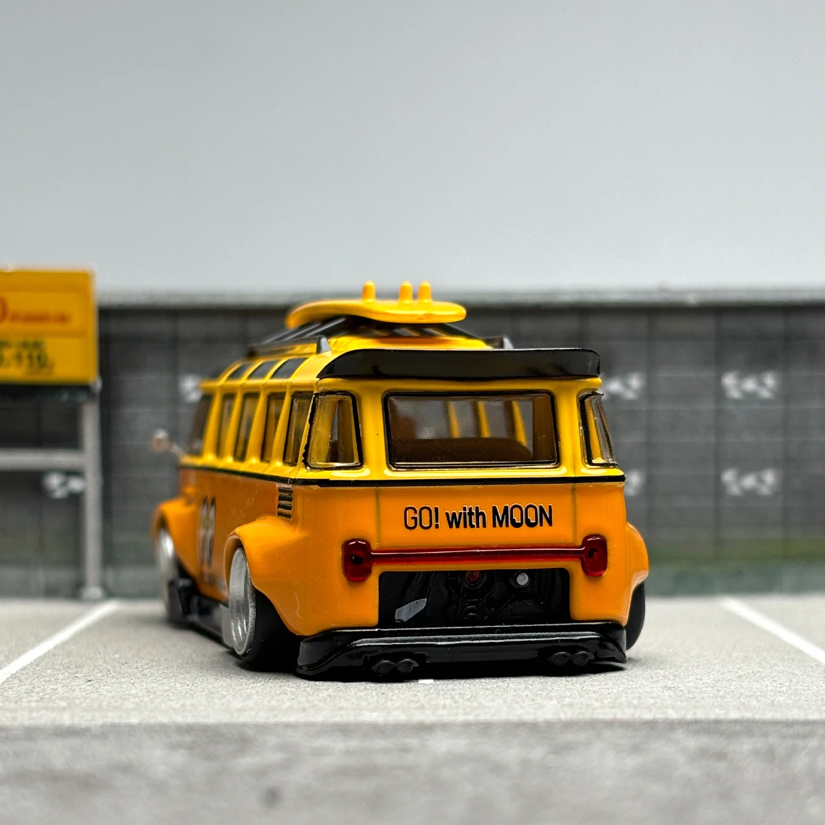 Mooneyes carro modelo fundido, T1 Kombi, TPC1:64VW - AliExpress 26