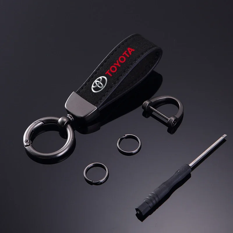 Toyota Camry Corolla C-HR RAV4 Yaris car key chain metal leather universal keys motorcycle keyring accessories