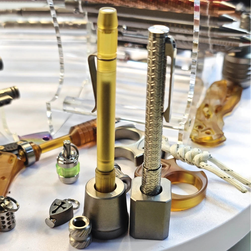 Pen Holder 