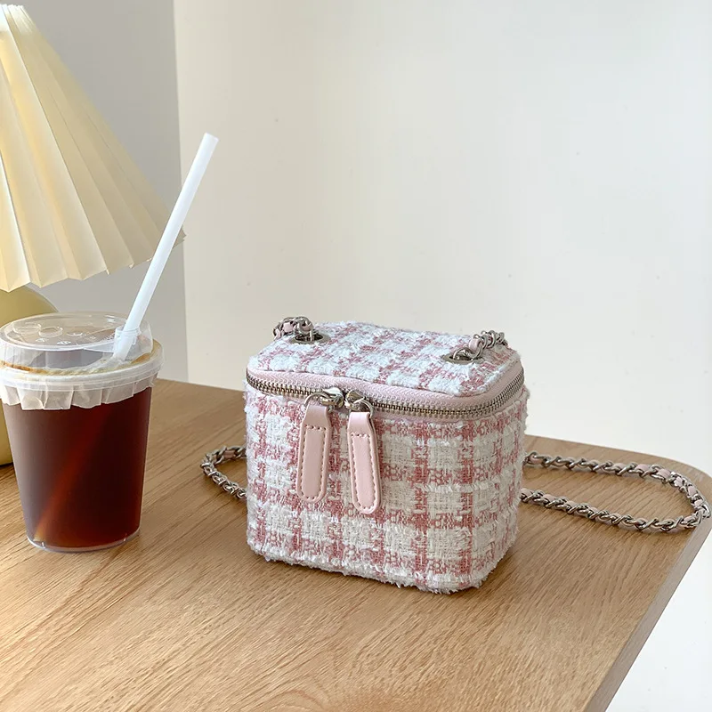 Fashion Plaid Woolen Fabric Handbag Women\'s Designer Chain Bag High Grade Foreign Style Crossbody Bag Popular Small Square Bag