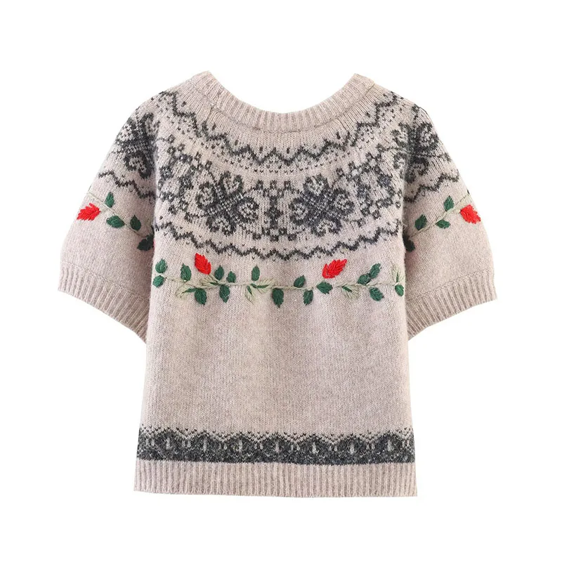 Chic Fashion Jacquard Embroidery Knitted Sweater Women 2025 New Short Sleeve Women's Casual Knitwear Pullover Tops