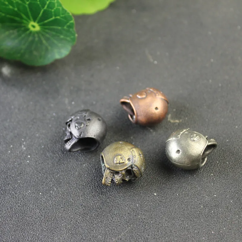 파일럿 헬멧 해골 머리 펜던트, 순수 황동 나이프 비즈, DIY 파라코드 직조 랜야드 참 액세서리, EDC 손전등 걸이