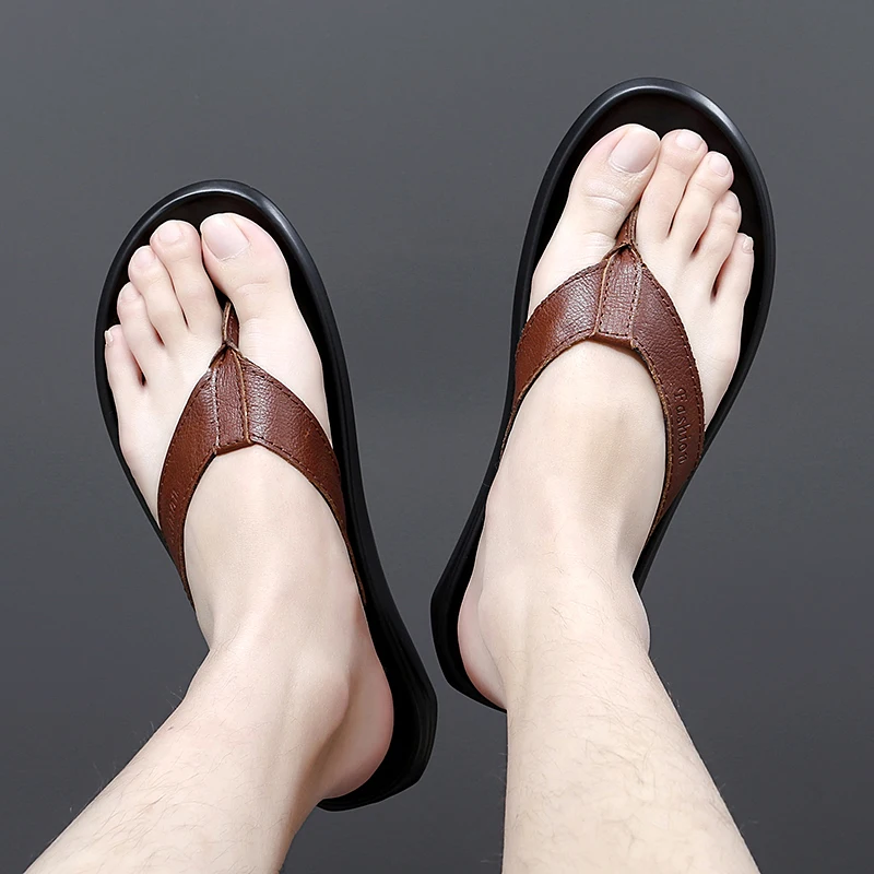 Fashion Men Flip Flops New Soft Bottom Non-slip Men Slippers Leather Casual Beach Summer Shoes Sandals Black