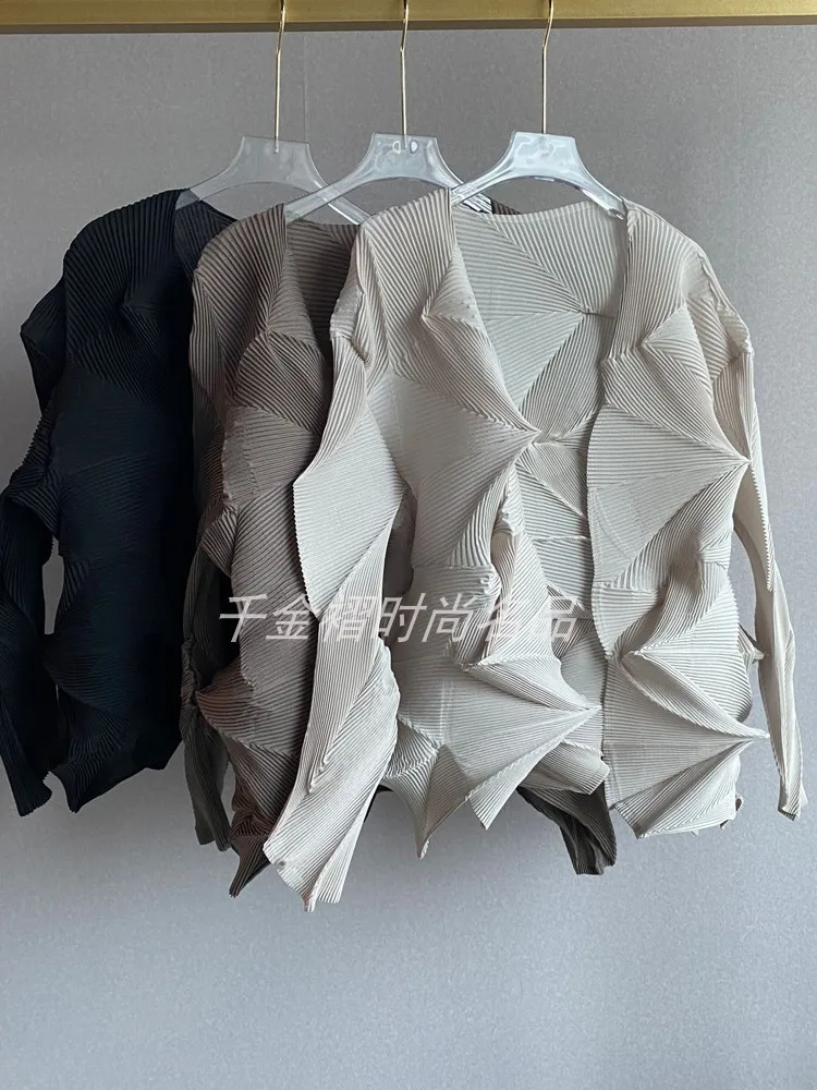 Women jacket Coats Miyake Pleated Fashion Solid Loose Large Size Long Sleeve High Street Cardigan Outerwear & Coats Tide