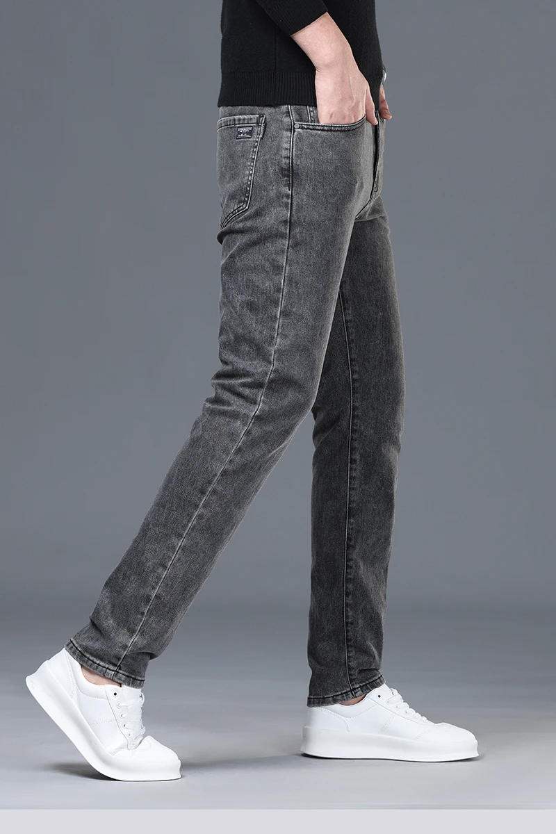 Spring and Summer New Men's Jeans Simplified Korean Edition Slim Fit Straight Leg Versatile Shaped Mid Waist Elastic Men's Jeans 3