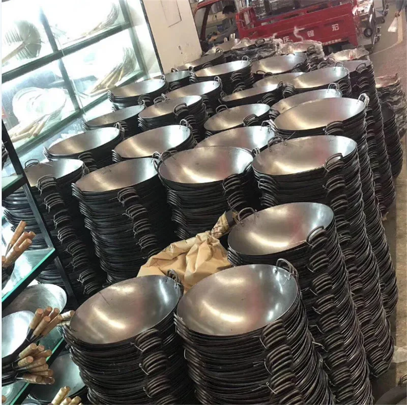 Poêle En Fer Forgé 24 Cm - Wok Fait Main, Sans Revêtement - Pour Gaz Et Induction - Idéal Sautés, Rôtis, Fritures