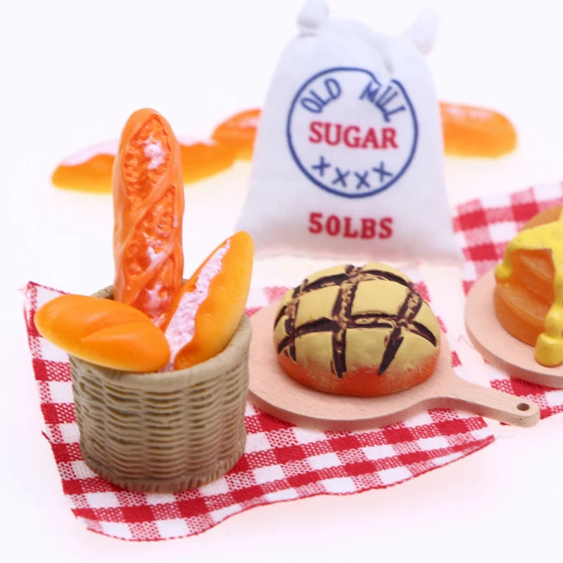

1Set 1:12 Dollhouse Miniature Bread Cream Bread W/Storage Basket Picnic Basket Decor Doll House Kitchen Accessories