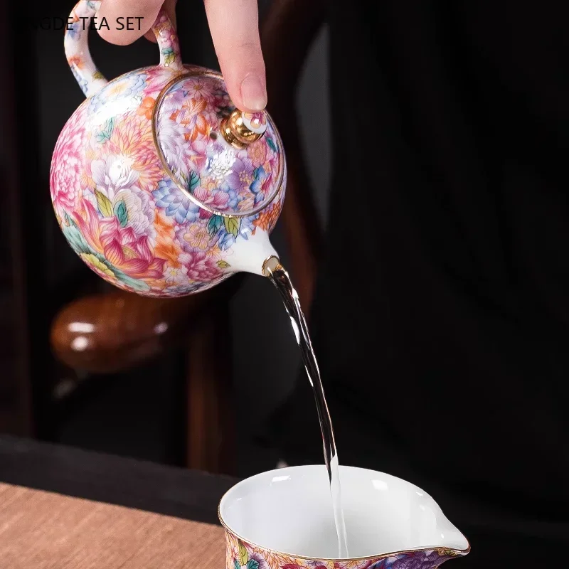 1pc 210ml Exquisite Enamel Color Ceramic Teapot Ball Hole Filter Tea Infuser Custom Beauty Teapot Chinese Tea Set