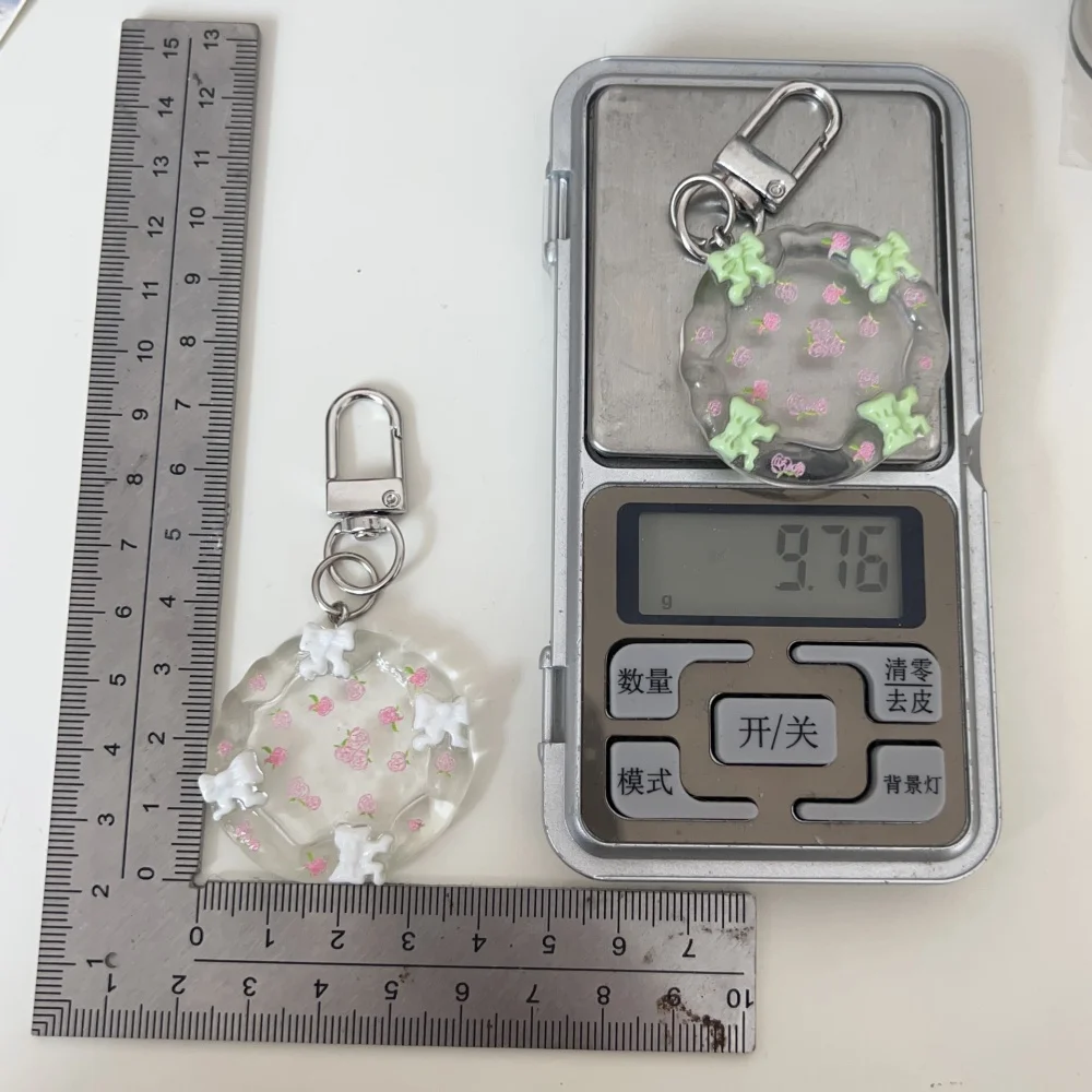 투명한 꽃 모양 플레이트 키체인, 튼튼하고 귀여운 레진 가방 펜던트, 예쁜 키링, 고품질 꽃 키체인, 학교 가방 선물용