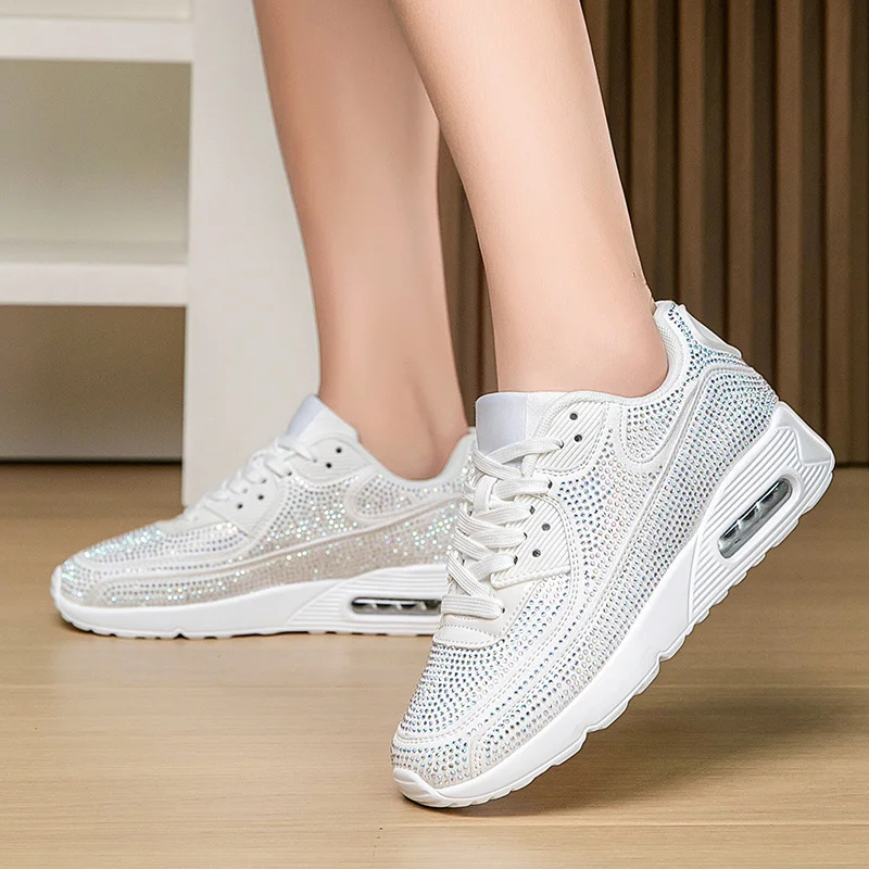 Рисунок 5 - Женские люксовые брендовые кроссовки стразы