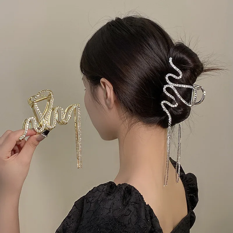

Tassel Chain Clip Back Head Curly Hair New Shark Clip Full Drill Hair Accessories Snake-shaped S-shaped Clip Hair Clip