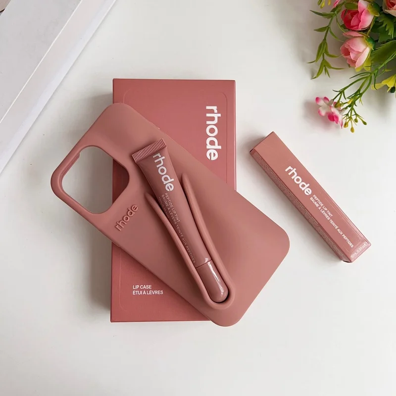 Chic Lipstick Holder Phone Case with Stylish Silicone Soft Cover