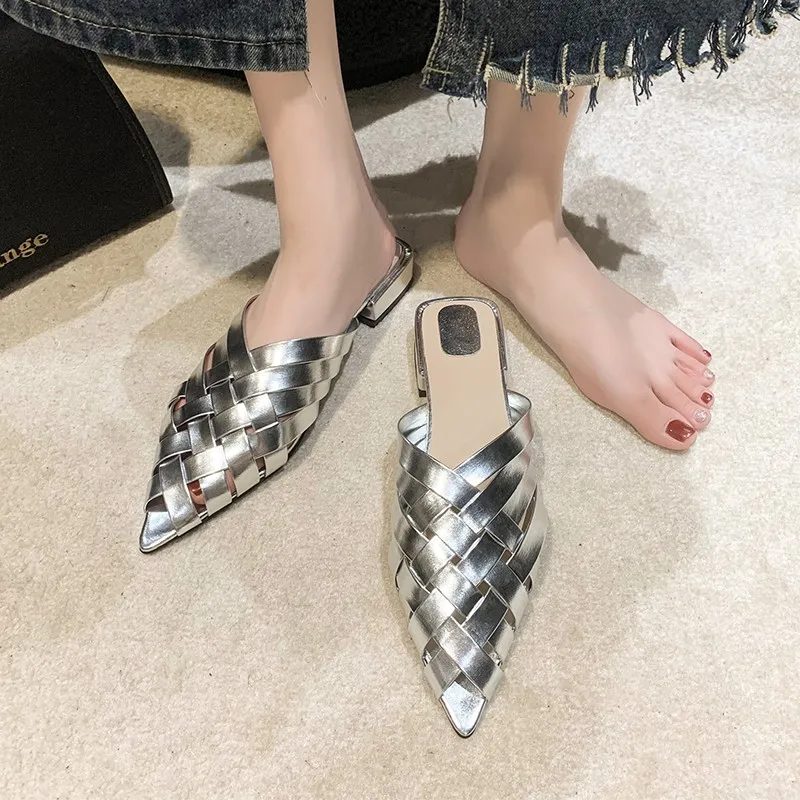 2024 New Summer Gold Silver Low Heels Slippers Women Pointed Toe Thick Heeled Gladiator Sandals Woman Brand Designer Heels Women