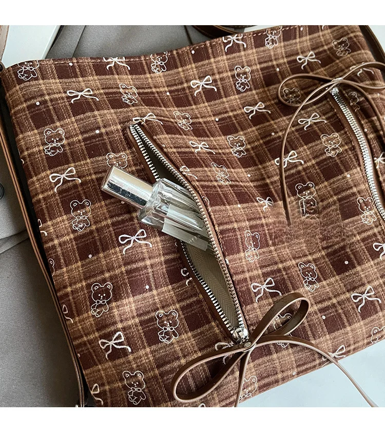 2024 summer and autumn new tote niche shoulder versatile butterfly armpit bag, high-end plaid women's bag_voghion.com