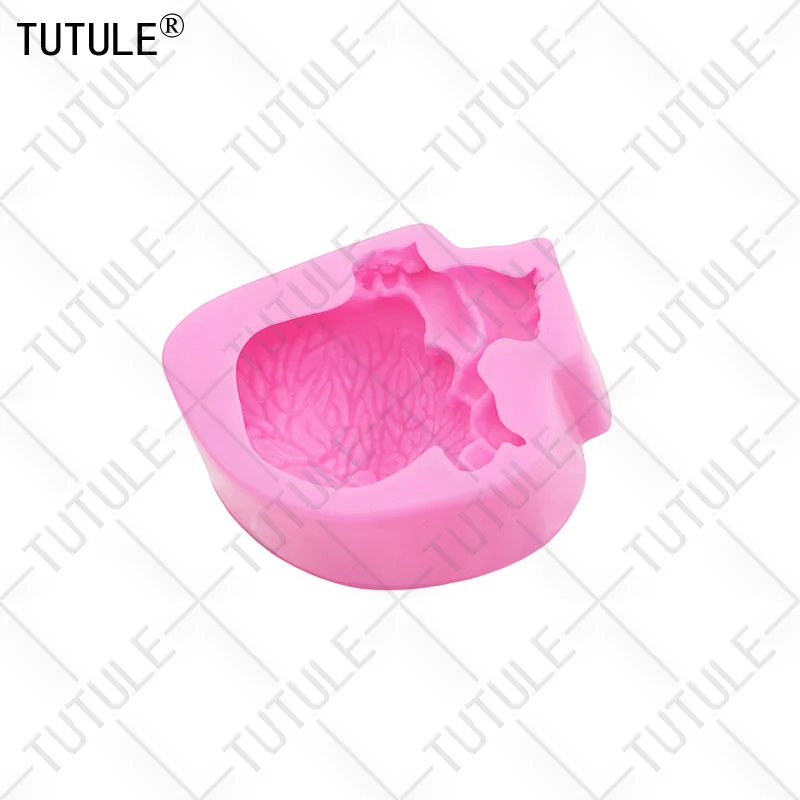 Description Picture 6 of item3D organ heart flip candy silicone mold Halloween brain cake clay mold DIY drip baking chocolate tools