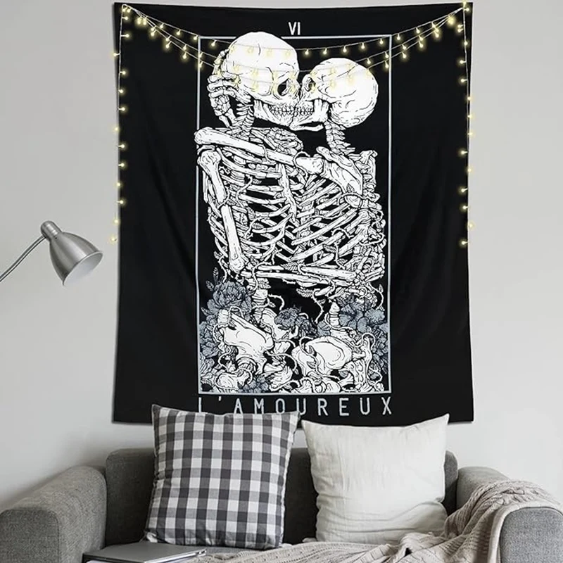 

Skull Tapestry Kissing Lover Black And White Tarot Skeleton Flower Tapestry Wall Hanging Beach Blanket Romantic Decor Durable