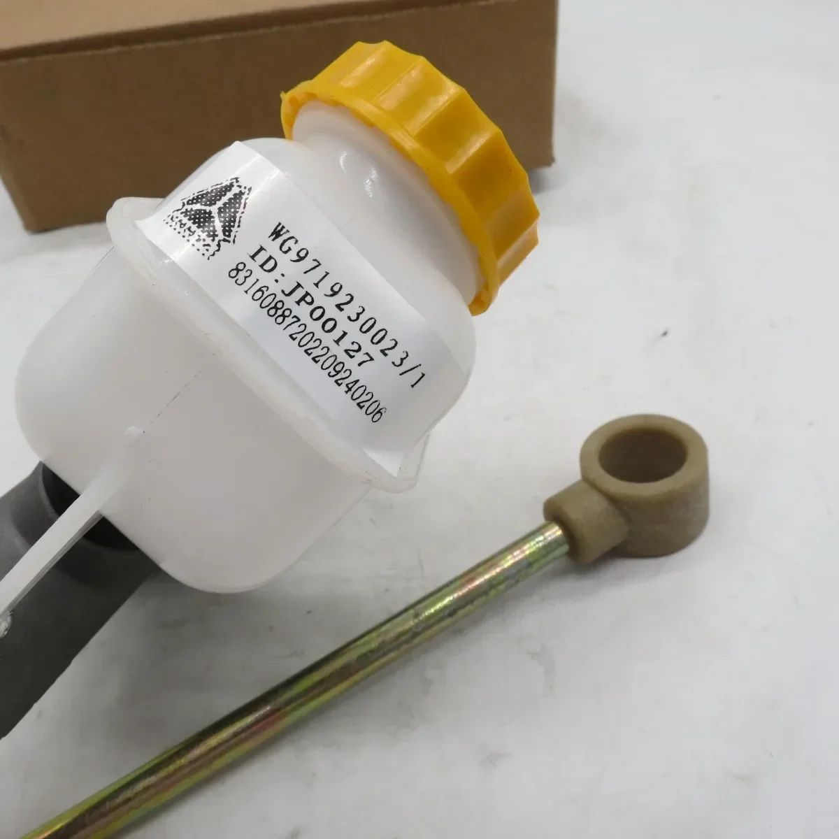 High quality Clutch master cylinder WG9719230023/1