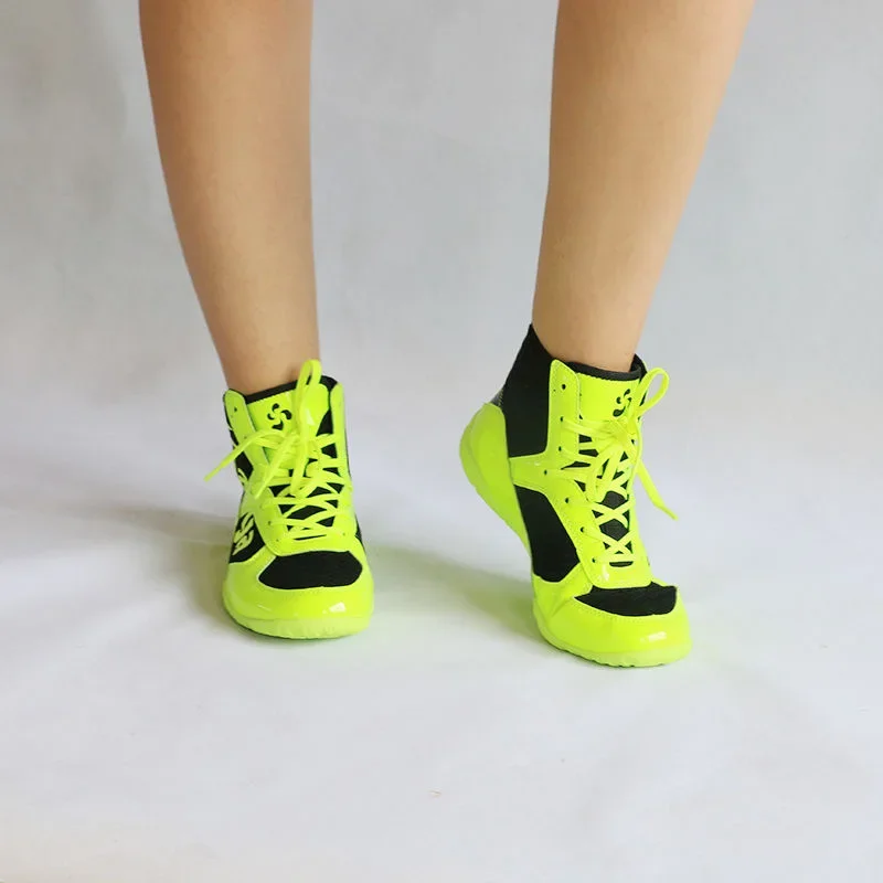Breathable Soft Sole Fitting Wrestling Shoe High Top Training Lightweight Boxing Shoe Women Indoor Fitness Sneakers
