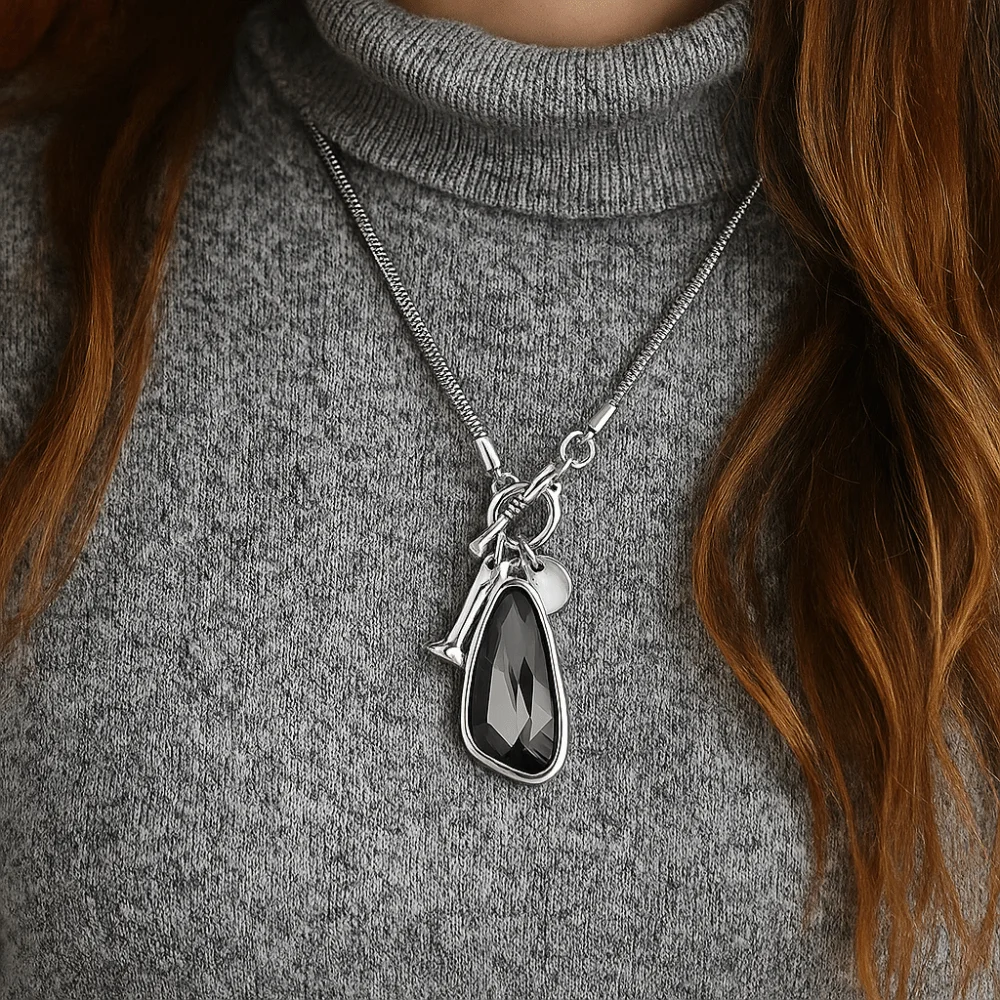 New Geometric Type Long Necklace Simple Style Personalized Charm Sweater Chain Crystal Pendant Necklace Women Accessories