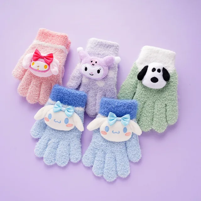 Anime Sanrio Plush Gloves: A Perfect Winter Warmth for ACG Enthusiasts