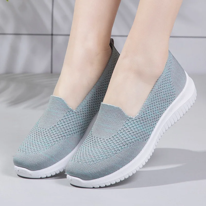 Knitted breathable mesh women's shoes casual and comfortable walking shoes soft sole non-slip elderly shoes
