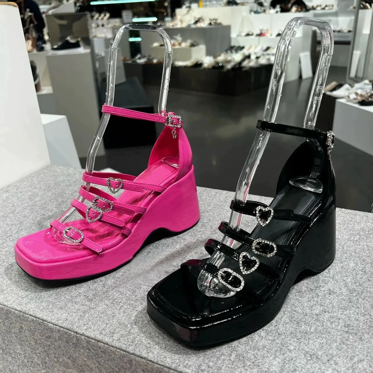 

Platform Heart Rhinestone Buckle Sandals Wedge Heel Open Toe High Heels Pumps Women Shoes Sandalias Mujer Verano
