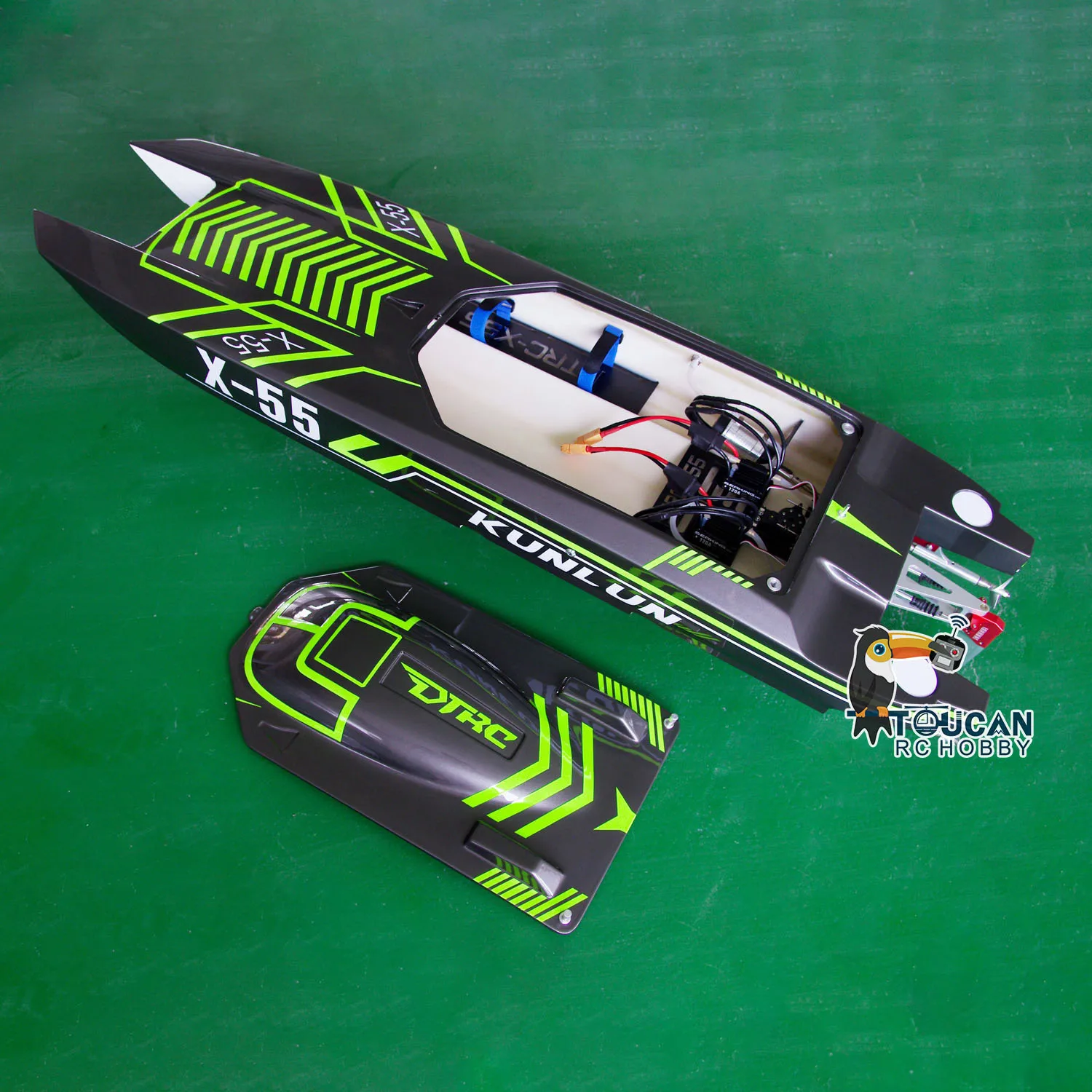 New Remote Control High-speed Racing Boats 130km/h DTRC X55 Waterproof RC Ship Toys Model TH22973 4