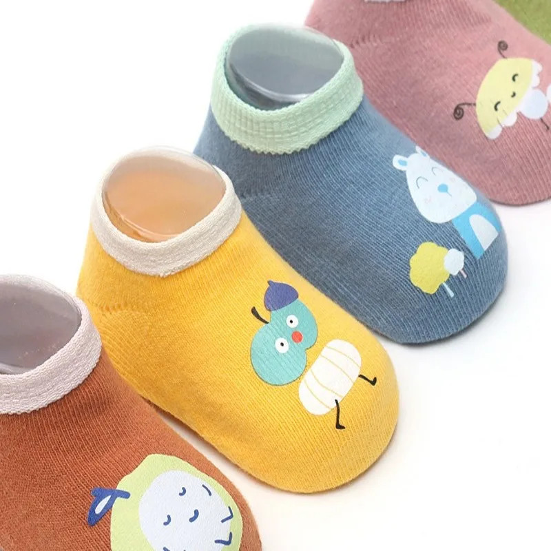 Рисунок 4 - Носки нескользящие для детей 0-5 лет