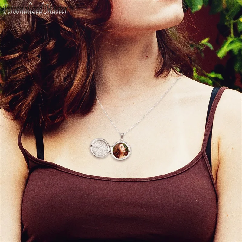

Personalized Master Customized Name Birth Date Openable Retro Round Flower Frame Engrave Photo Pendant Necklace Birthday Gift