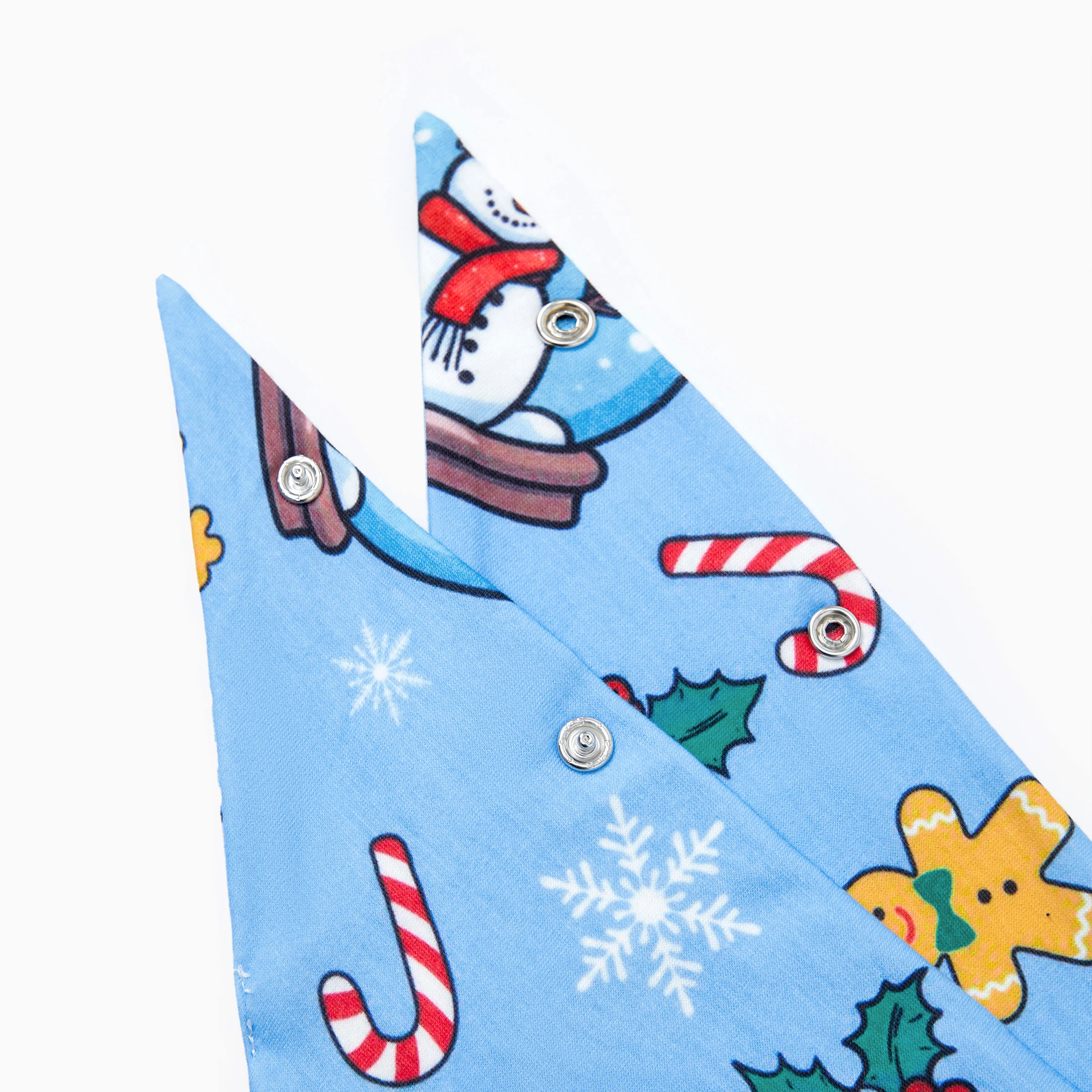 thumbnail image 4 of Pijama navideño familiar a juego con estampado de muñeco de nieve, mangas raglán azules, cordón y bolsillos (resistente al fuego), 4 of 5