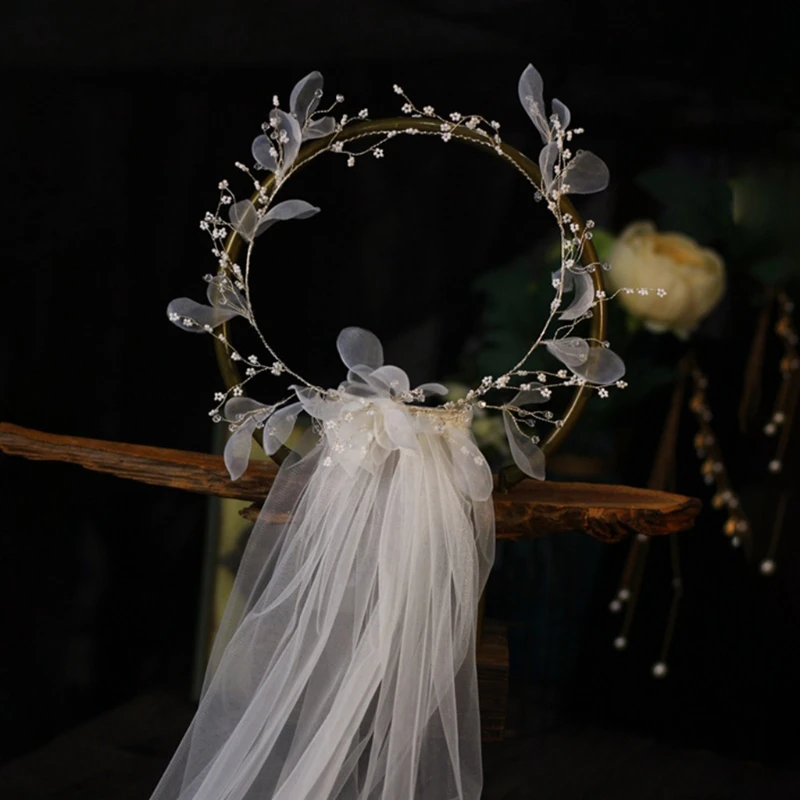 https://ae01.alicdn.com/kf/S7425a586c4594d0eab230914f96a277cG/Bridal-Veil-with-Boho-Flower-Crown-One-Layer-Cut-Edge-Tulle-Petite-Beads-Decorated-Loop-Short.jpg