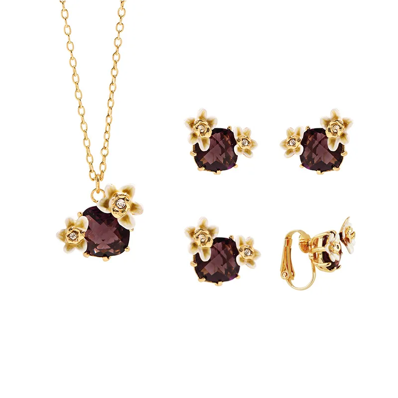 

New Female Autumn/Winter Flowers White Vanilla Flowers Red Earrings Stud Earrings Clip Necklace Minority
